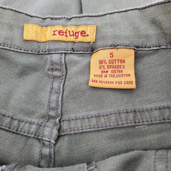 Refuge Juniors Bootcut Green Denim Decorative Buckles Size 5/6 New - Picture 5 of 6